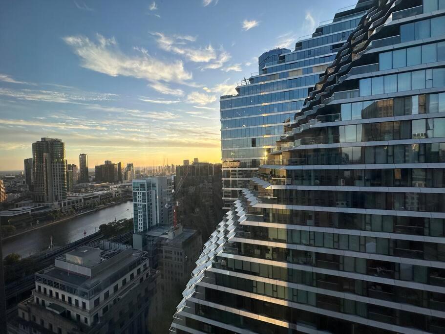 Premium Corporate Studio + Yarra Views Apartment Melbourne Bagian luar foto